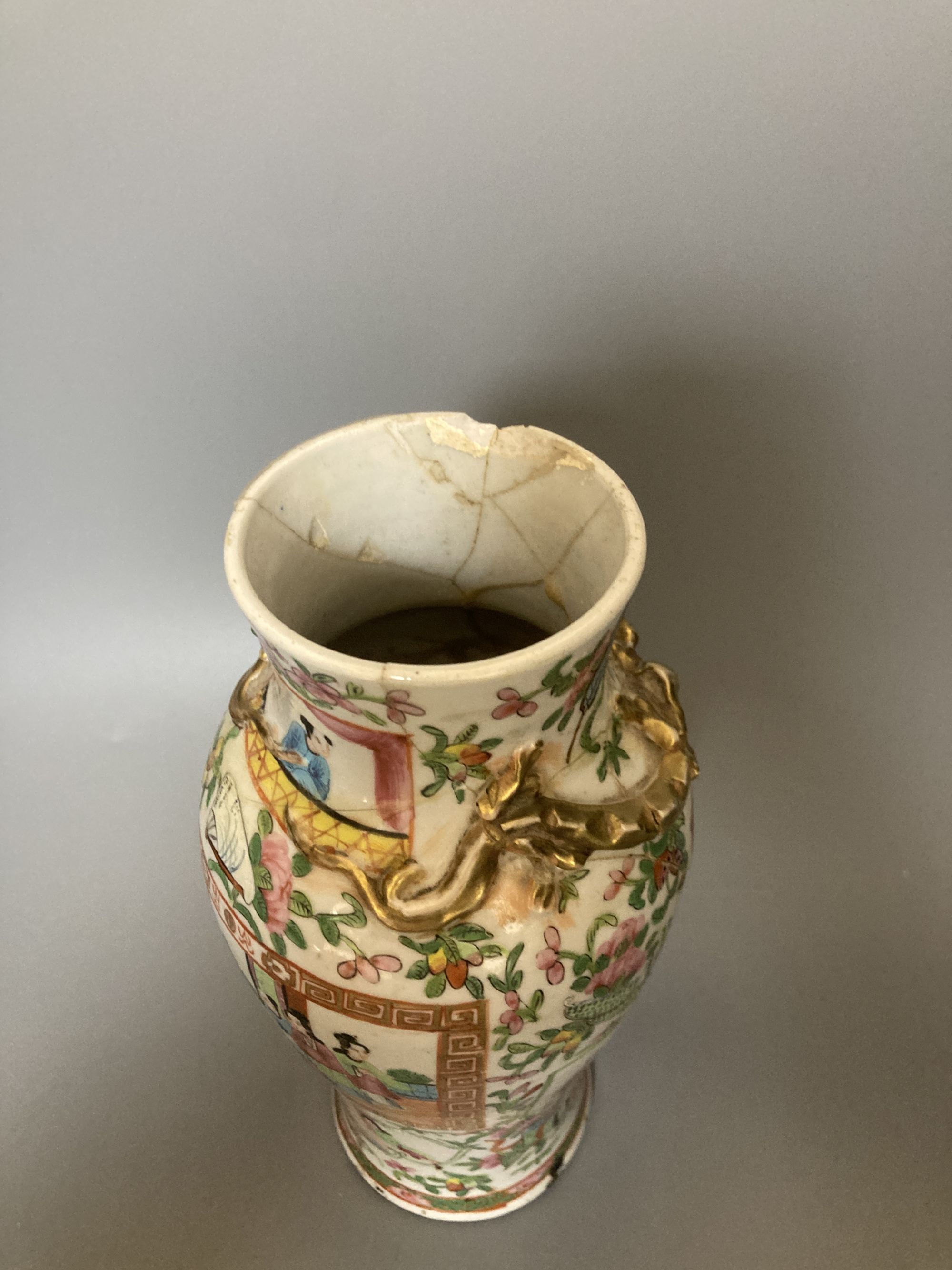 Two 19th century Chinese famille rose vases, a cover and another vase, tallest 26cm